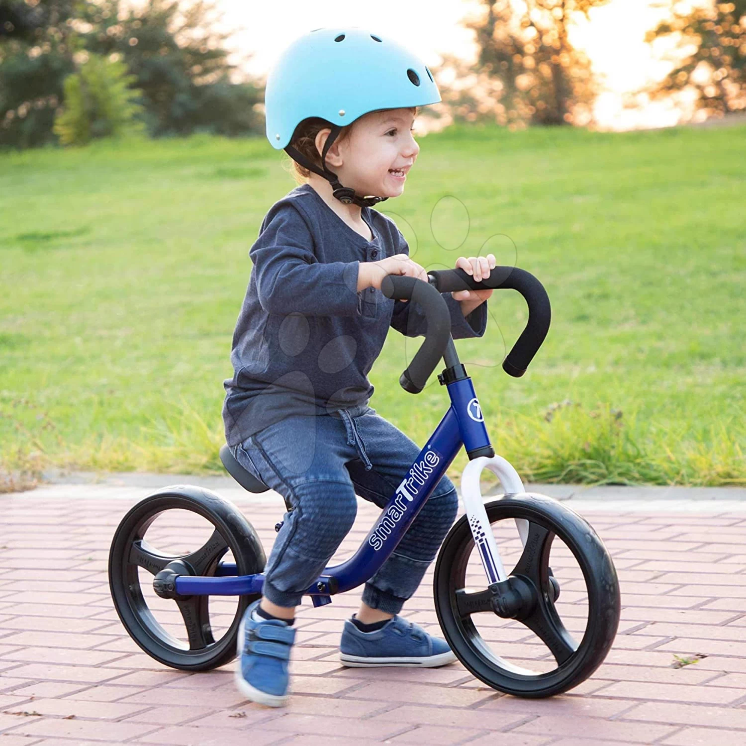 Balance Laufrad Zusammenfaltend Folding Balance Bike Blue SmarTrike Aus Aluminium Mit Ergonomischen Griffen Von 2-5 Jahren â Bild 2