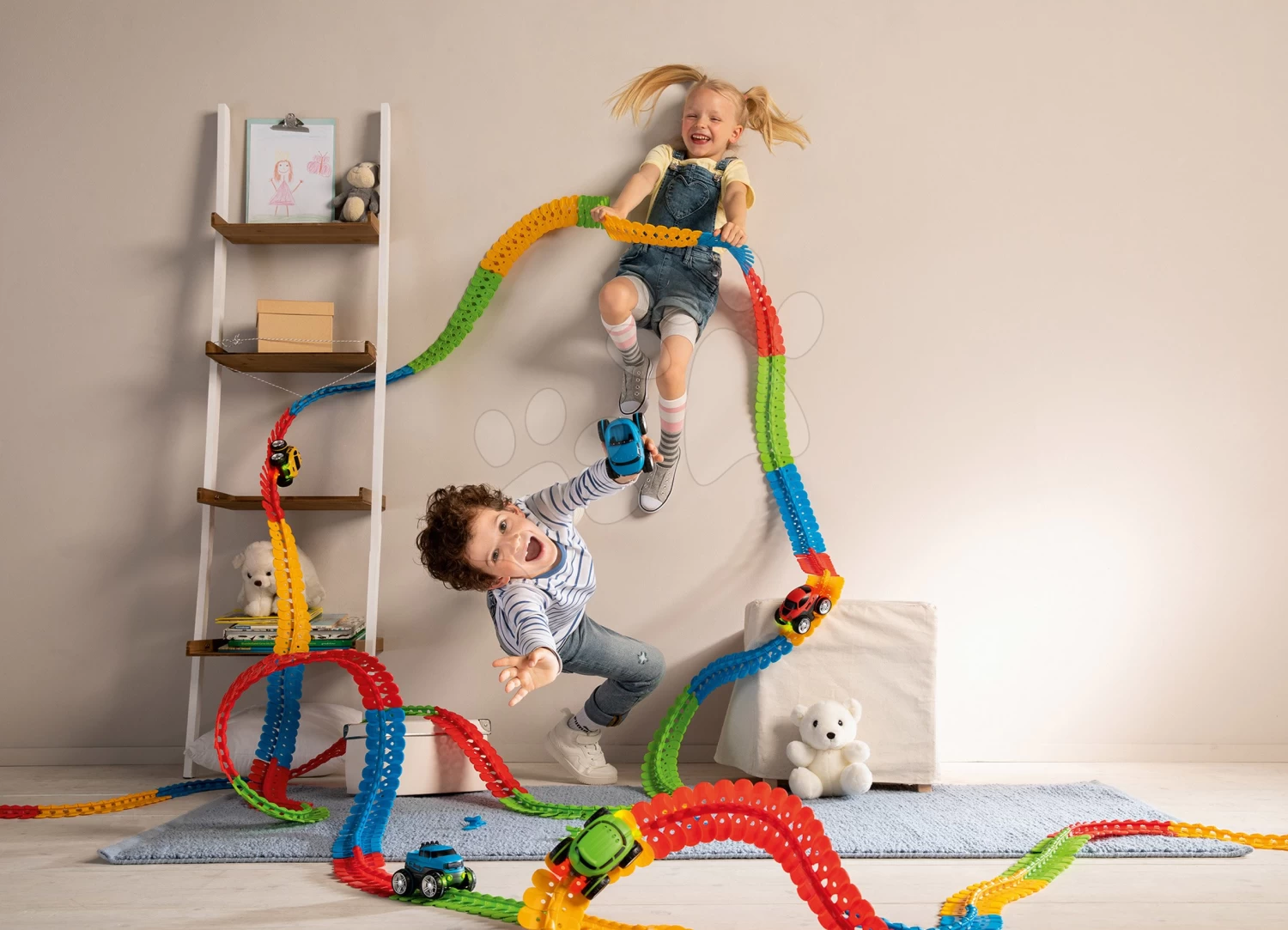 Set Autobahn Flexibel FleXtrem Discovery Set Smoby Mit Einer 612 Cm Verlängerter Strecke Und Zwei Elektroautos – Bild 9