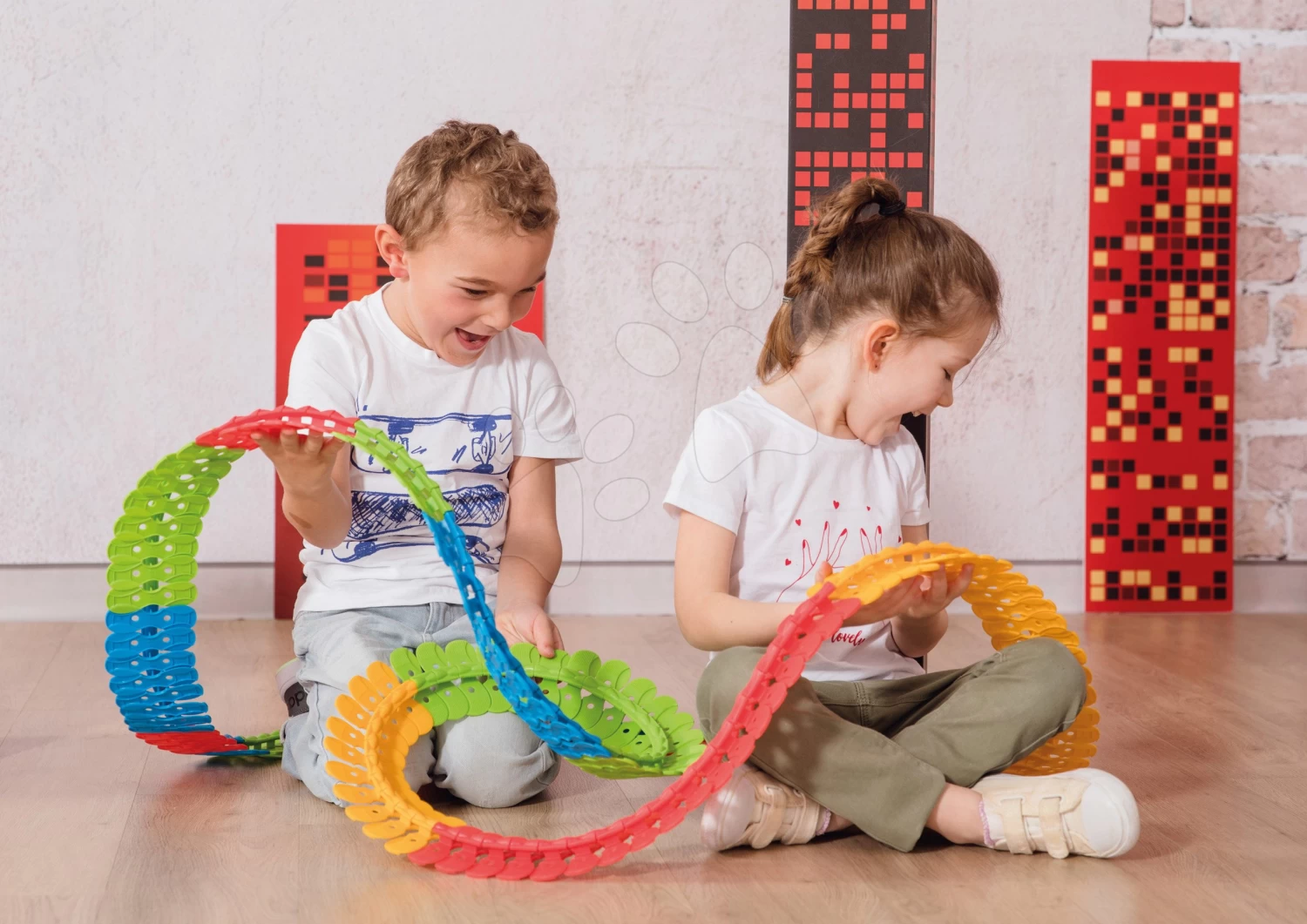 Set Autobahn Flexibel FleXtrem Discovery Set Smoby Mit 612 Cm Verlängerter Autobahn Und 4 Elektronischen Spielzeugautos – Bild 20