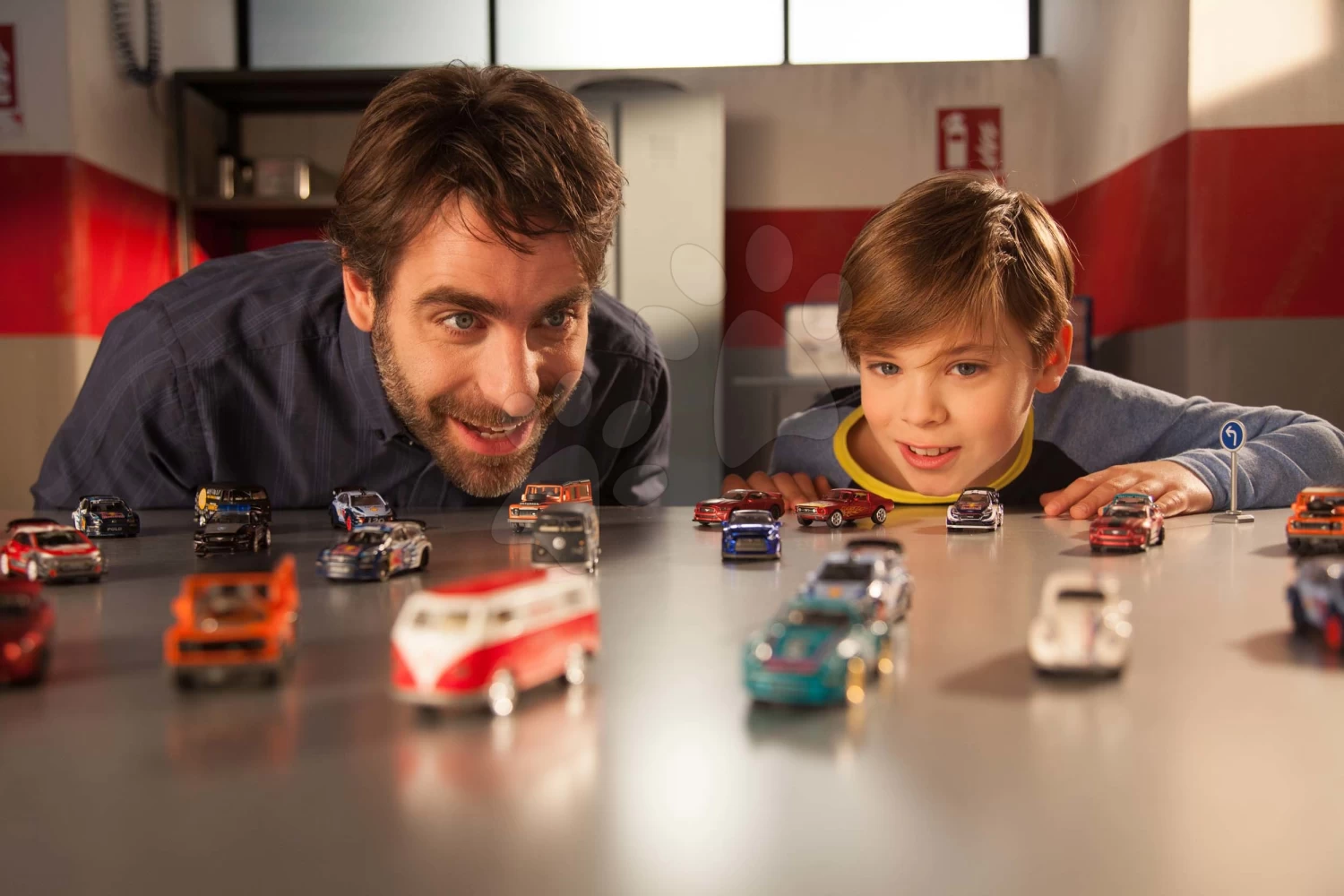 Spielzeugautos Rally WRC Cars Majorette Metall Mit Gummirädern Und Sammlerbox 7,5 Cm Länge 4 Verschiedene Typen – Bild 9