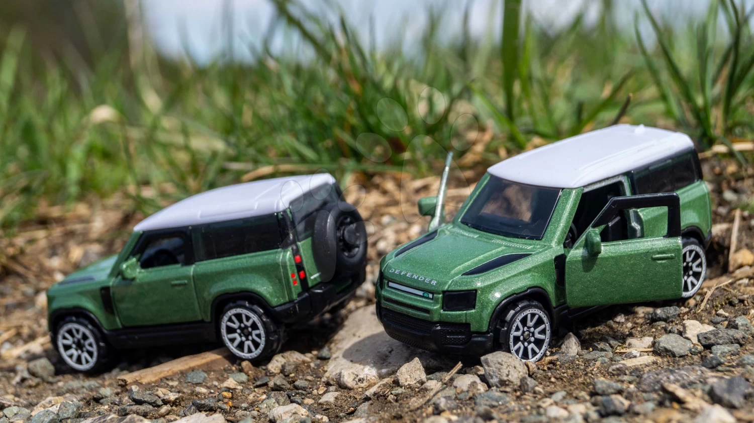 Spielzeugauto Premium Cars Majorette Metall Zu öffnen Mit Aufhängung Und Sammelkarte 18 Verschiedene Typen – Bild 4