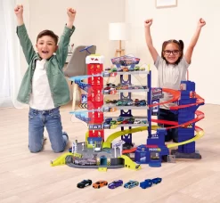 6-stöckige Garage Mit Motorisiertem Aufzug Super Chase Center Majorette Mit Sound Und Licht, Elektronischem Zug Und 4 Autos Ab 5 Jahren