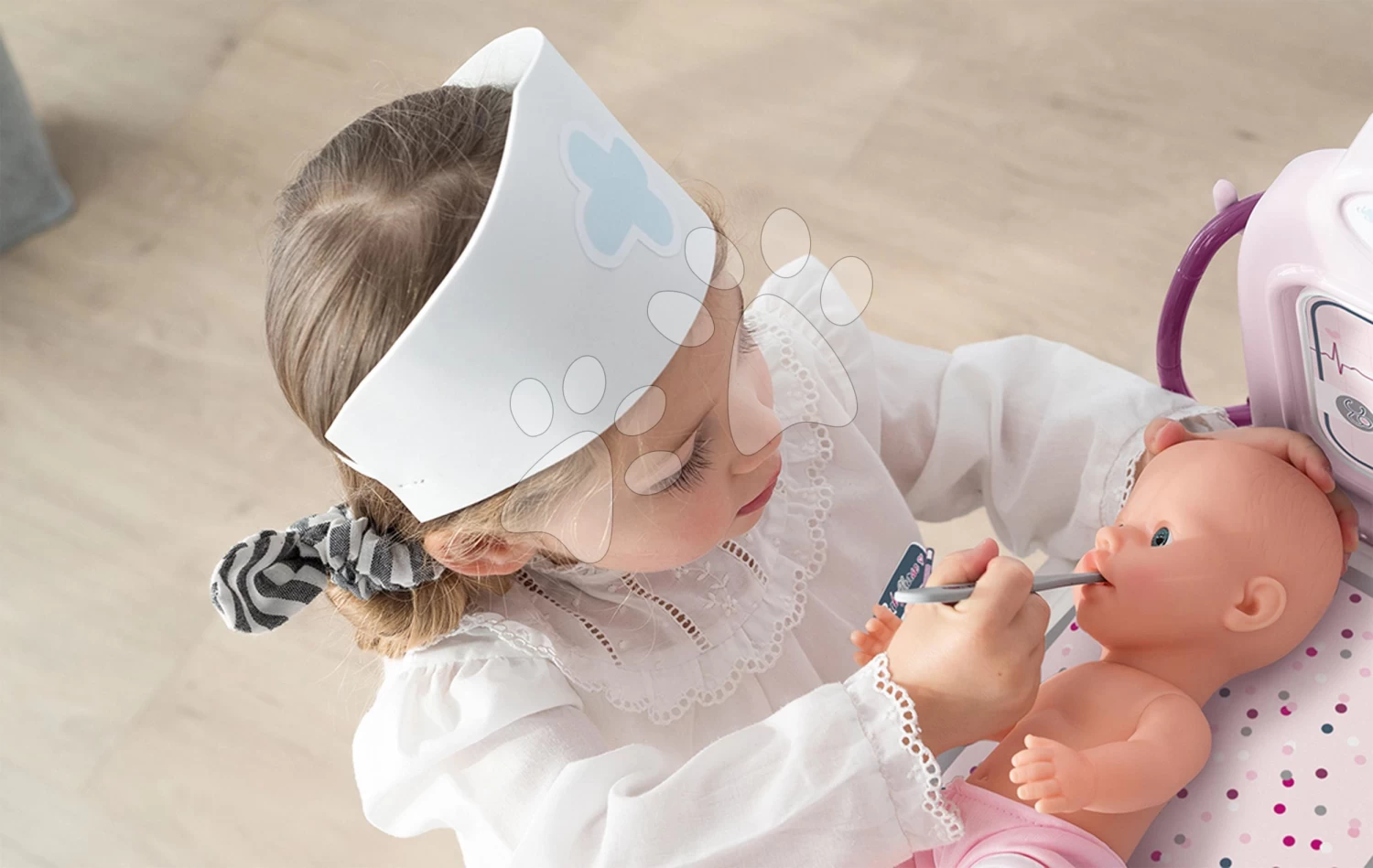 Arzt- Und Wickeltisch Violette Baby Care Center Smoby Mit Elektronischem Display Und 30 Cm Puppe Mit 25 Zubehörteilen 68 Cm Hoch – Bild 8