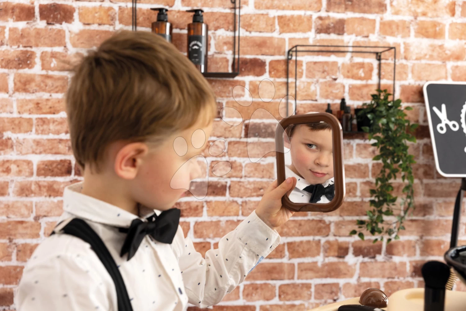 Friseursalon Mit Drei Flügeln Barber Cut&Barber Shop Smoby Haar- Und Bartpflege, Waschraum Mit Shampoo Und Verkaufstheke Mit 19 Zubehör SM320243 – Bild 8