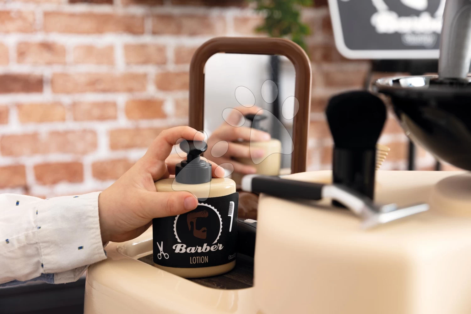 Friseursalon Mit Drei Flügeln Barber Cut&Barber Shop Smoby Haar- Und Bartpflege, Waschraum Mit Shampoo Und Verkaufstheke Mit 19 Zubehör SM320243 – Bild 11