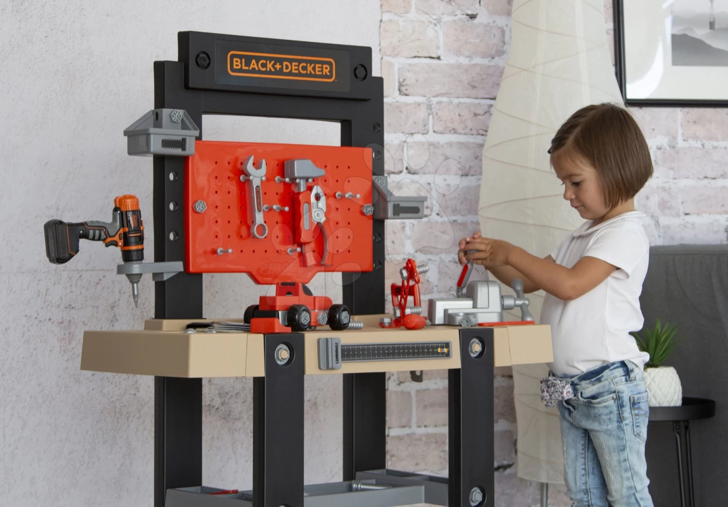 Black + Decker Smoby-Arbeitswerkstatt Mit Bohrmaschine Und Spielzeugauto Mit 92 Teiligem Zubehör – Bild 14