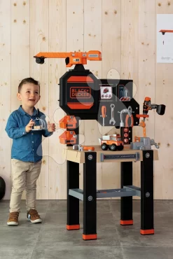 Arbeitstisch Mit Funktionsfähigem Kran Black&Decker Bricolo Builder Smoby Mit Baukasten - Auto Und Bohrmaschine Und 94 Zubehörteilen 117 Cm Hoch