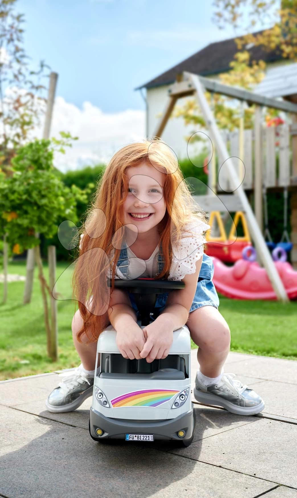 Rutschfahrzeug Wohnwagen Camper Big Mit Kompletter Ausstattung Für 12 Cm Figur Und Rutschfesten Rädern Und Hupe Ab 24 Monaten B55325 – Bild 4