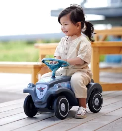 Rutschfahrzeug Auto Bobby Car Classic Eco BIG ökologisch Grau Mit Hupe Und Trendigen Aufklebern Ab 12 Monaten