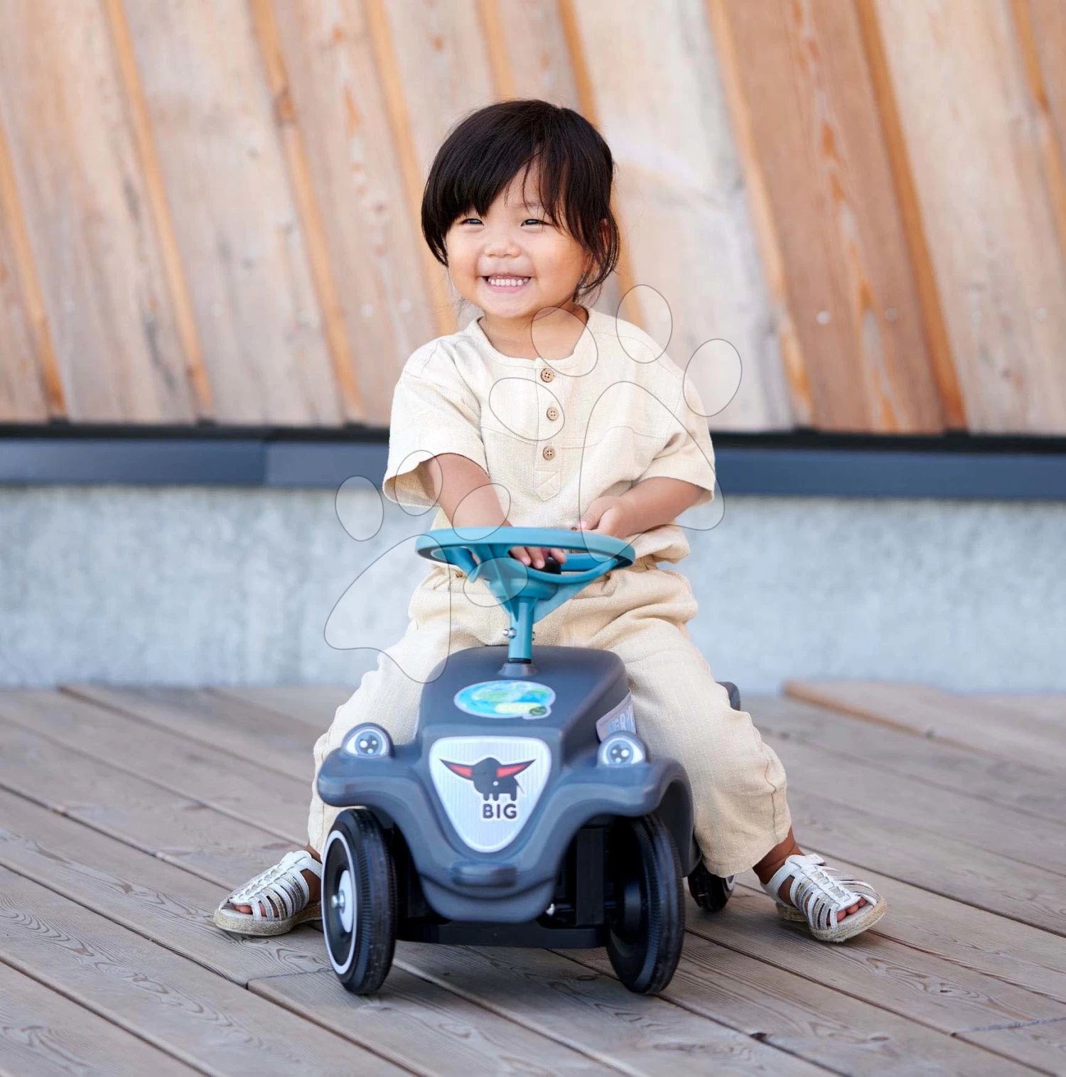 Rutschfahrzeug Auto Bobby Car Classic Eco BIG ökologisch Grau Mit Hupe Und Trendigen Aufklebern Ab 12 Monaten – Bild 9