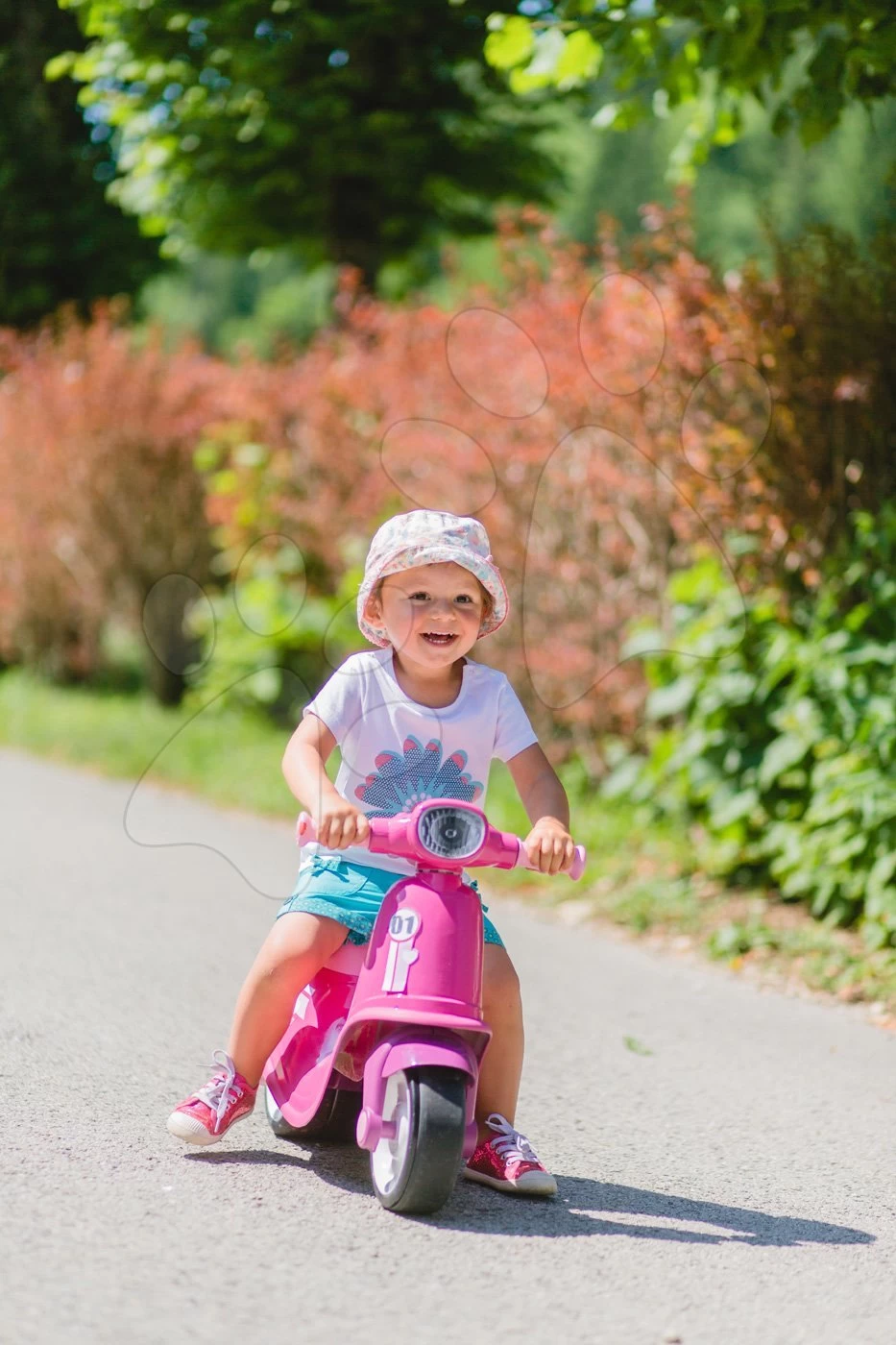 Rutscher-Set Scooter Pink Smoby Mit Gummirädern Und Schützenden Bezügen Als Geschenk Ab 18 Monaten – Bild 14