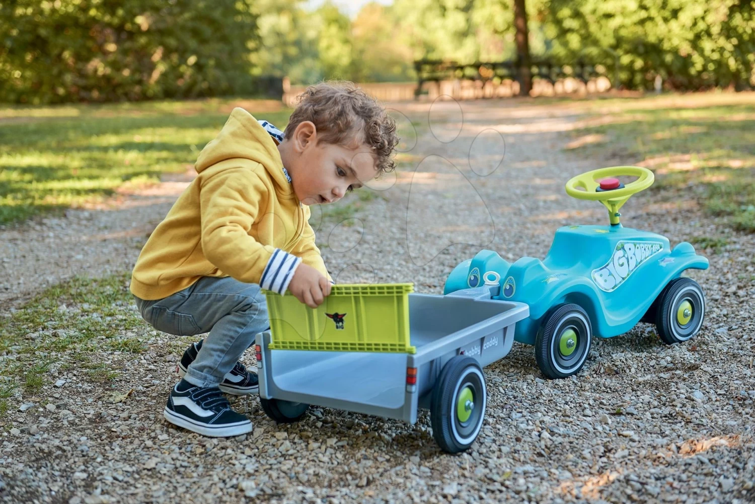 Set Rutscher Auto Flower BIG Bobby Car Klassisch Rosa Und Anhänger Trolley Mit Kennzeichen Ab 12 Monaten – Bild 8